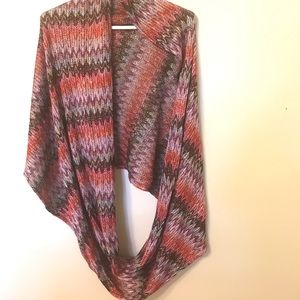 Large shell scarf